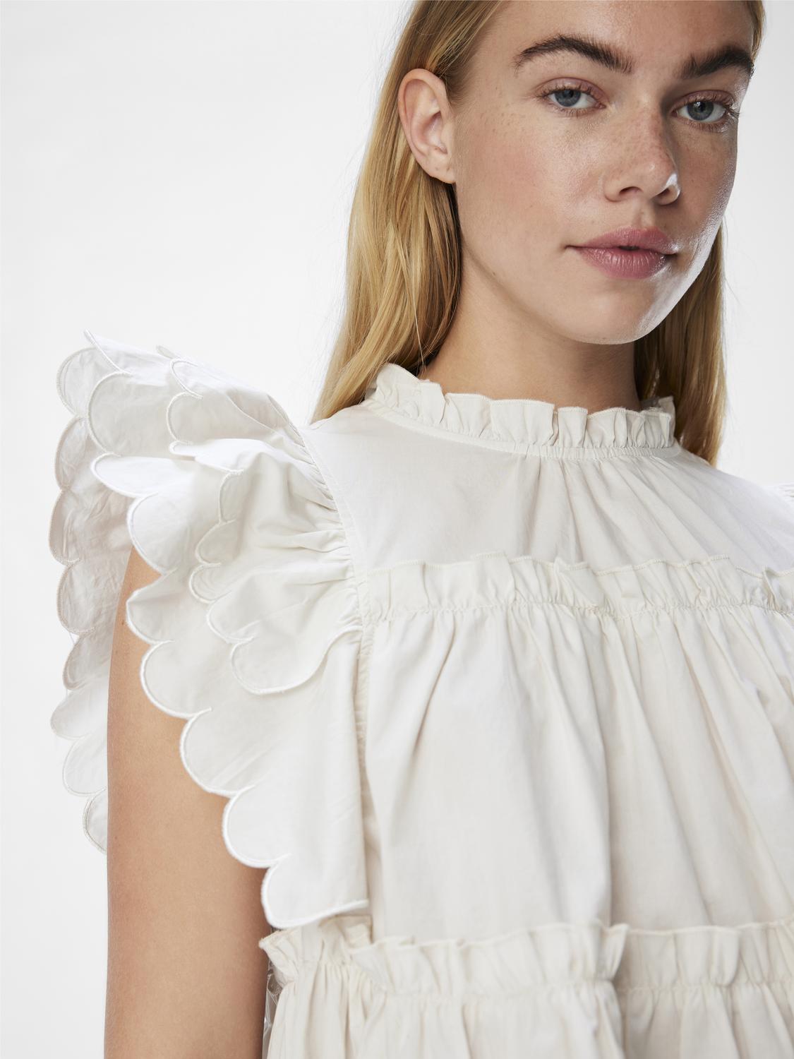 model_shot-detail