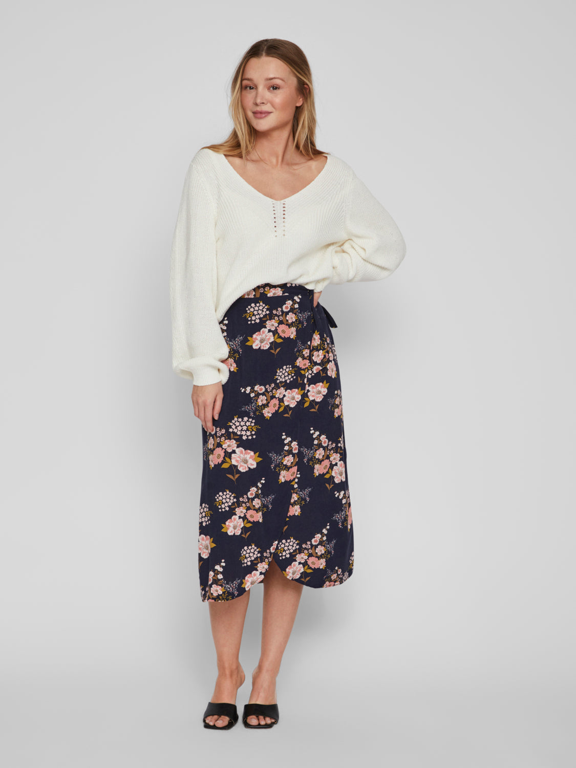 VIBAHA Pullover - White Alyssum